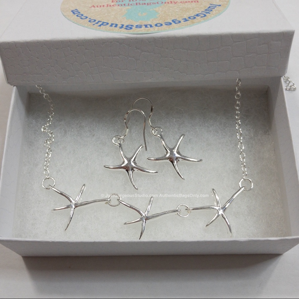 GIFT: Starfish Silver-plated Necklace+Earrings Set